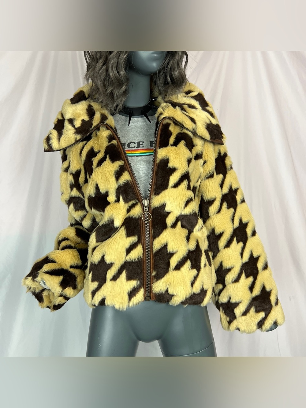Rare Vintage 90s Brown & Cream Houndstooth Faux Fur & Suede Coat - Picture 2 of 9